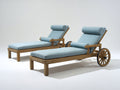 Tumbonas de jardín de madera 200 x 65 cm con cojín acolchado azul claro respaldo ajustable con ruedas para exterior