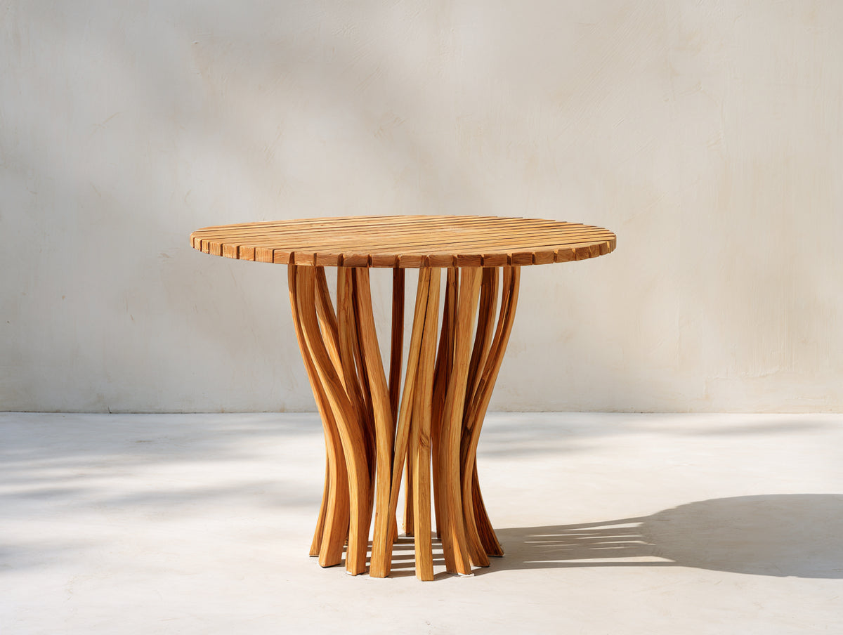 Mesas de jardín de madera 120x120x75 cm - color madera natural - diseño moderno con mesa redonda para terraza y exterior